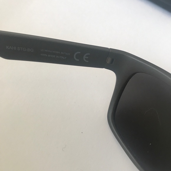 Maui Jim Sunglasses - Picture 3 of 4